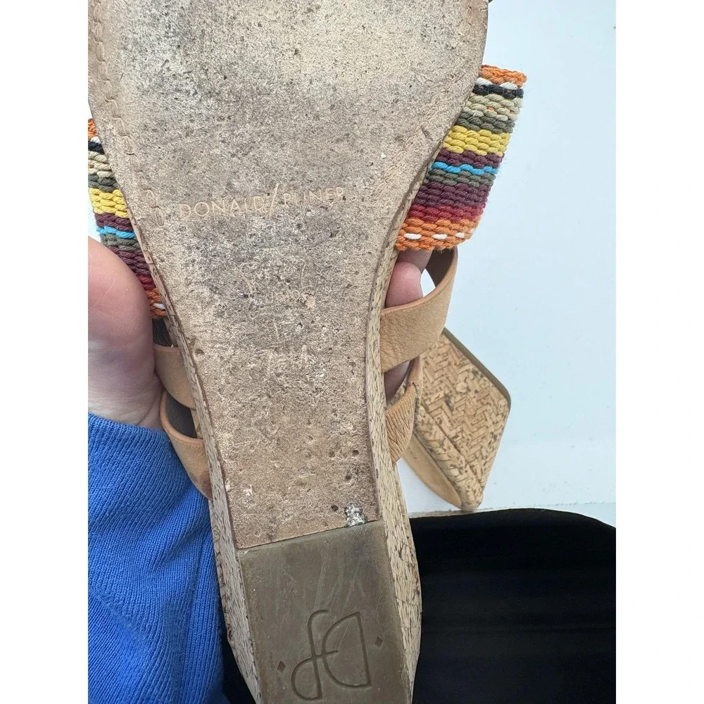 Donald J Pliner Shoes Womens Size 7.5 Brown Suede Strappy Wedge Slide Sandals
